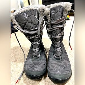 COLUMBIA Snow /Winter boots. Size 7.5